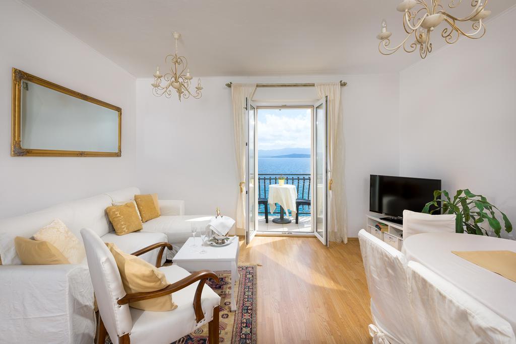 Apartments Santo Bol Zimmer foto
